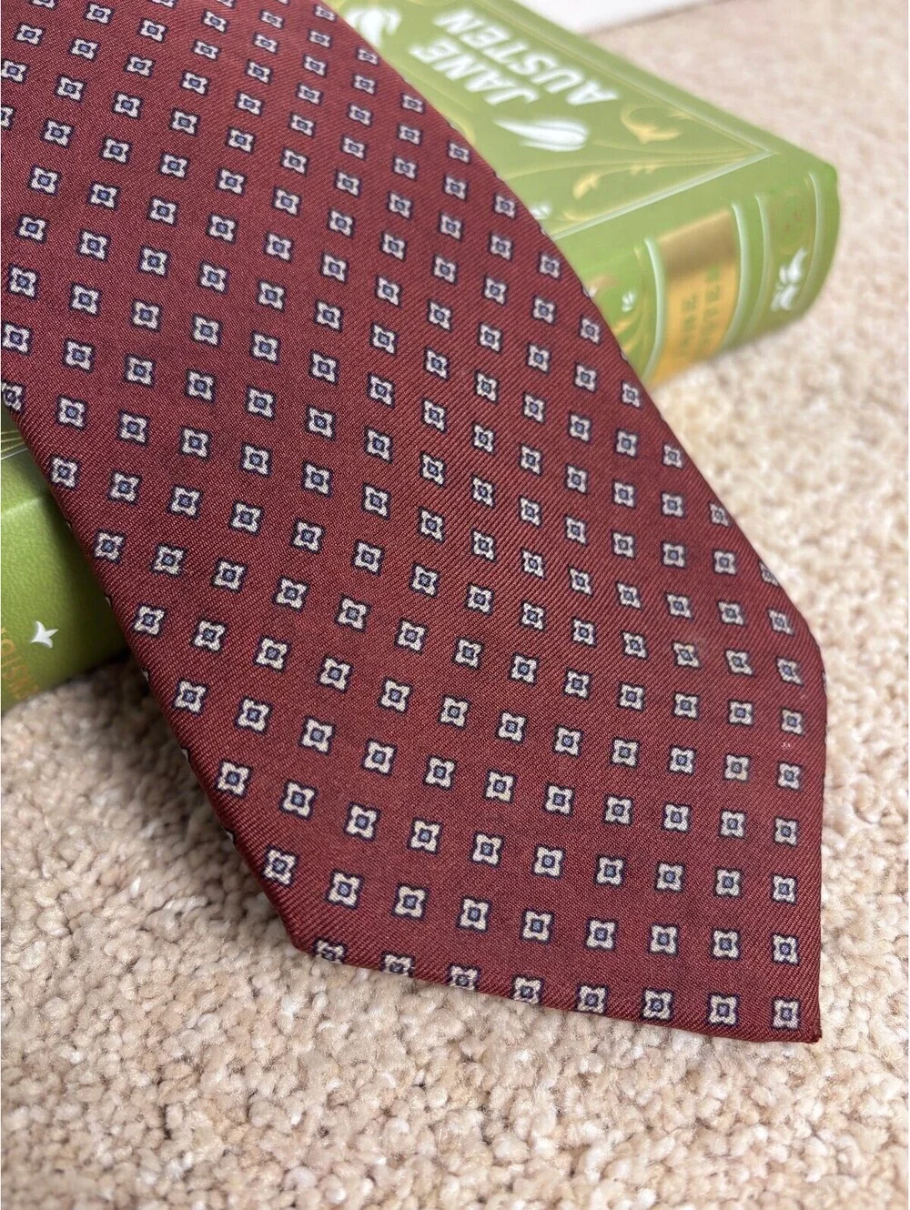 Reis of New Haven Vtg Rhombus Tie